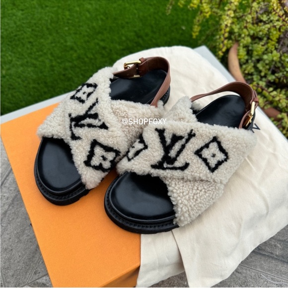 Louis Vuitton Shoes - SOLD Louis Vuitton Paseo Flat Comfort Shearling and Calf Leather Sandal